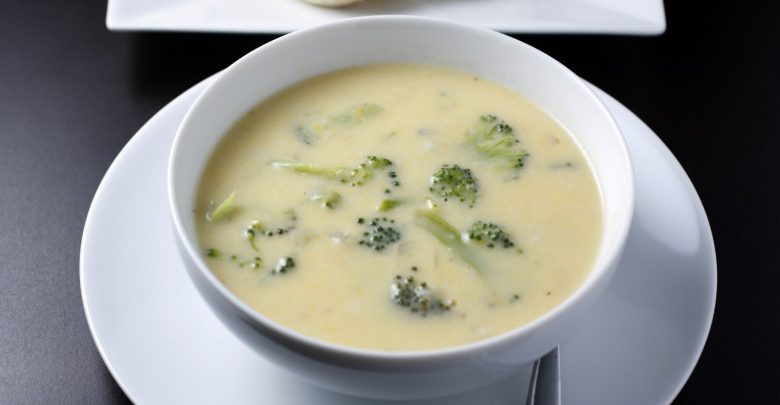 طريقة تحضير حساء البروكلي بالجبن صحي وشهي