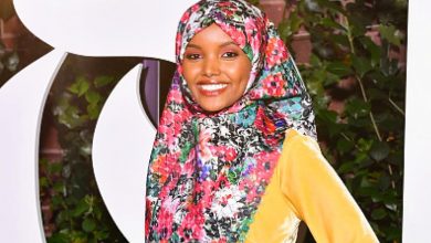 عارضة الأزياء الأمريكية حليمة آدن من أصول صومالية تلفت الأنظار بحجابها