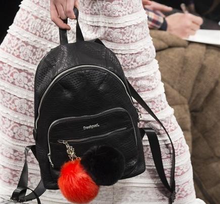 حقائب الظهر أو ما يعرف بالـ‎ Backpackمن الحقائب الرائجة لشتاء 2018