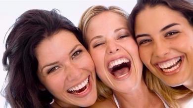 العزوبية عند النساء : دراسة تثبت أن المرأة العازبة أكثر سعادة من المرتبطة